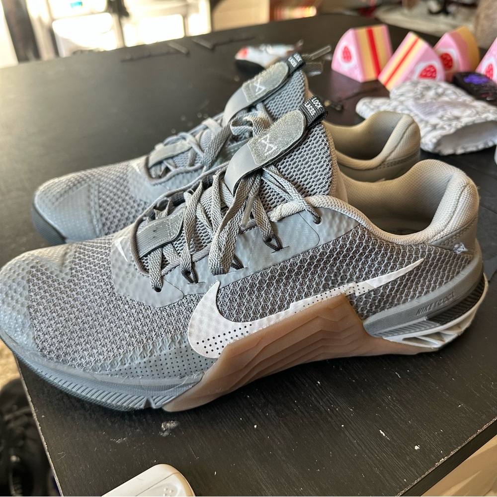 Nike Metcon 8 shoes
